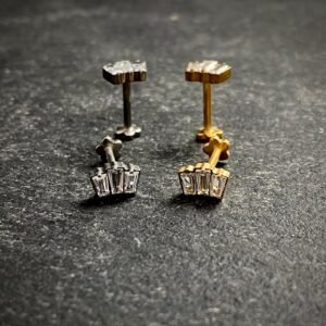 SKU:SG4282 Product Details: Type: Internally Threaded Labret Available Sizes: 1.2 × 8 mm